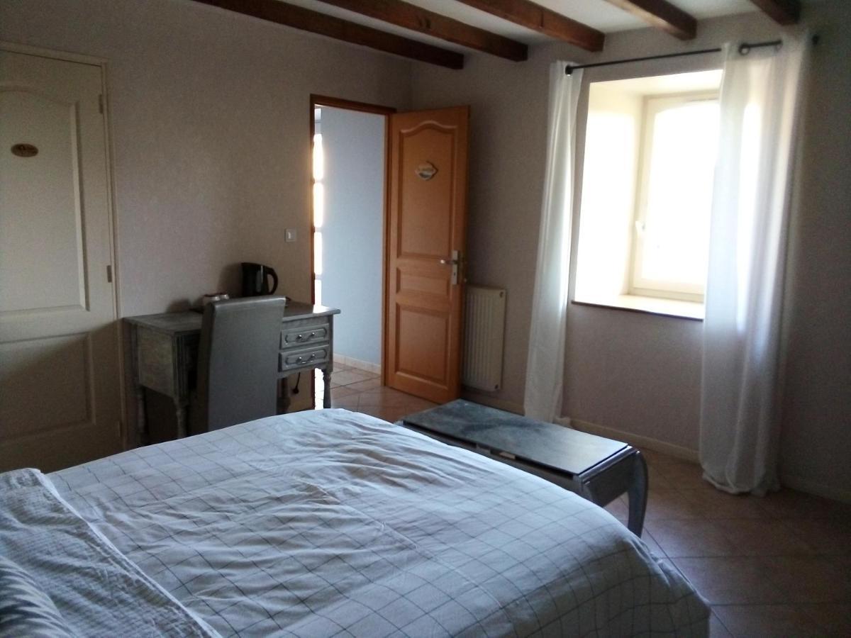 La Veronniere Hotel Entrammes ภายนอก รูปภาพ
